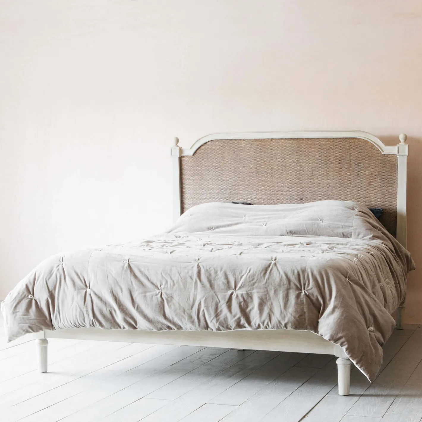 Graham & Green Beds & Headboards<Alva King Size Bed