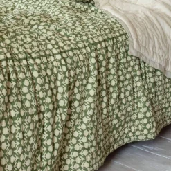 Graham & Green Quilts & Bedding<Ava Floral Block Printed Bed Quilt