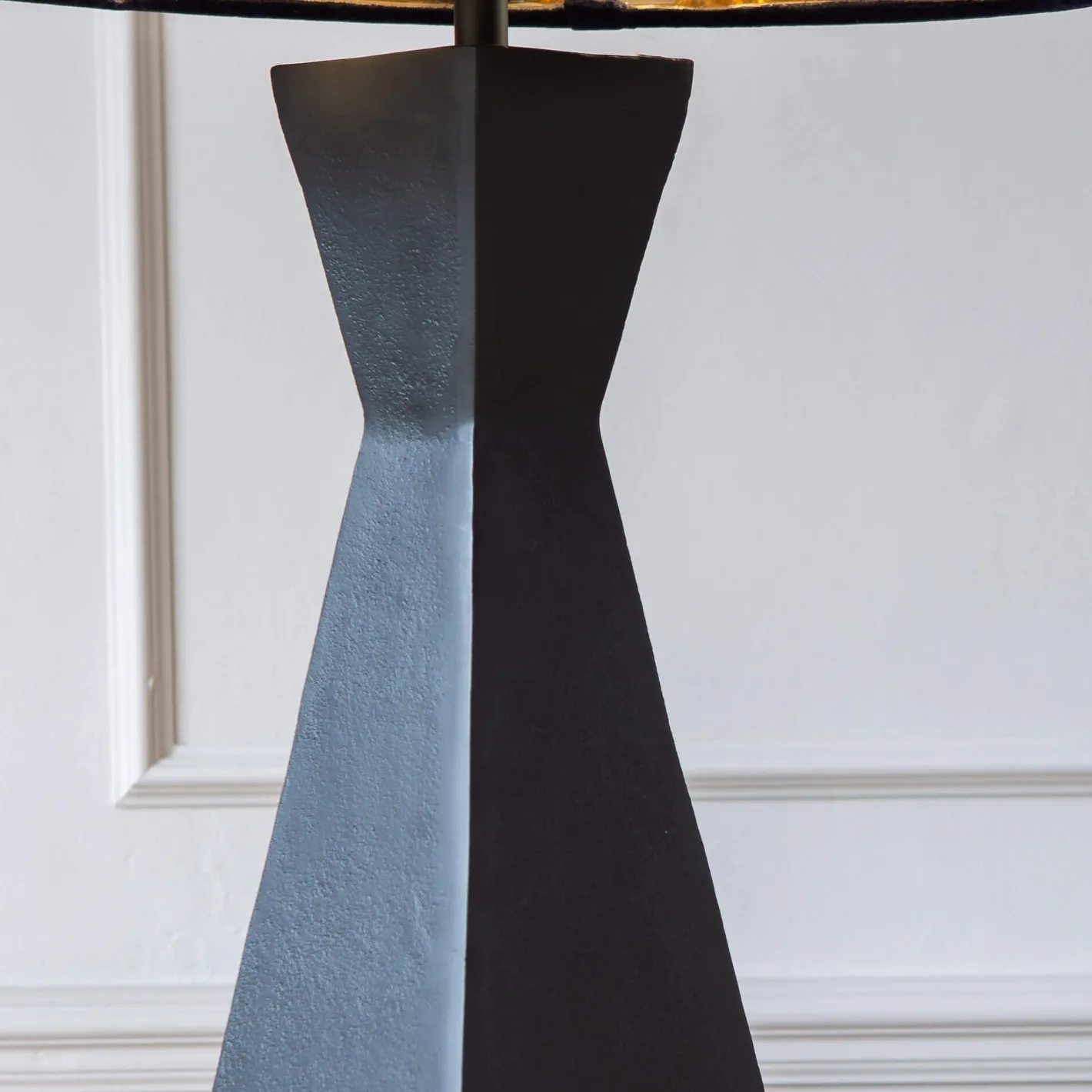 Graham & Green Table Lamps<Black Rodin Table Lamp
