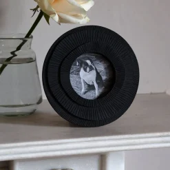 Graham & Green Photo Frames<Black Round Layered Photo Frame