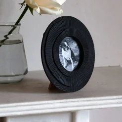 Graham & Green Photo Frames<Black Round Layered Photo Frame