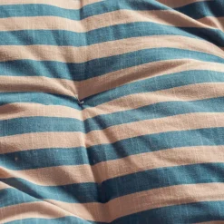 Graham & Green Seat Pads & Bed Rolls|Seat Pads & Bed Rolls<Blue Candy Stripe Bench Seat Pad