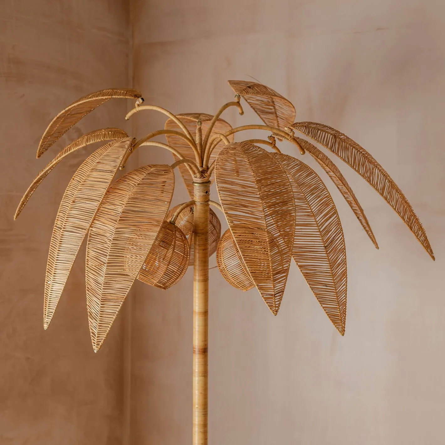 Graham & Green Floor Lamps<Coconut Tree Floor Lamp