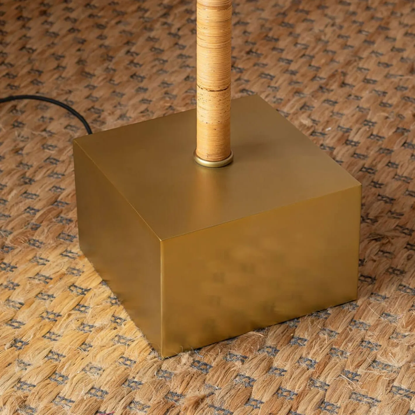 Graham & Green Floor Lamps<Coconut Tree Floor Lamp