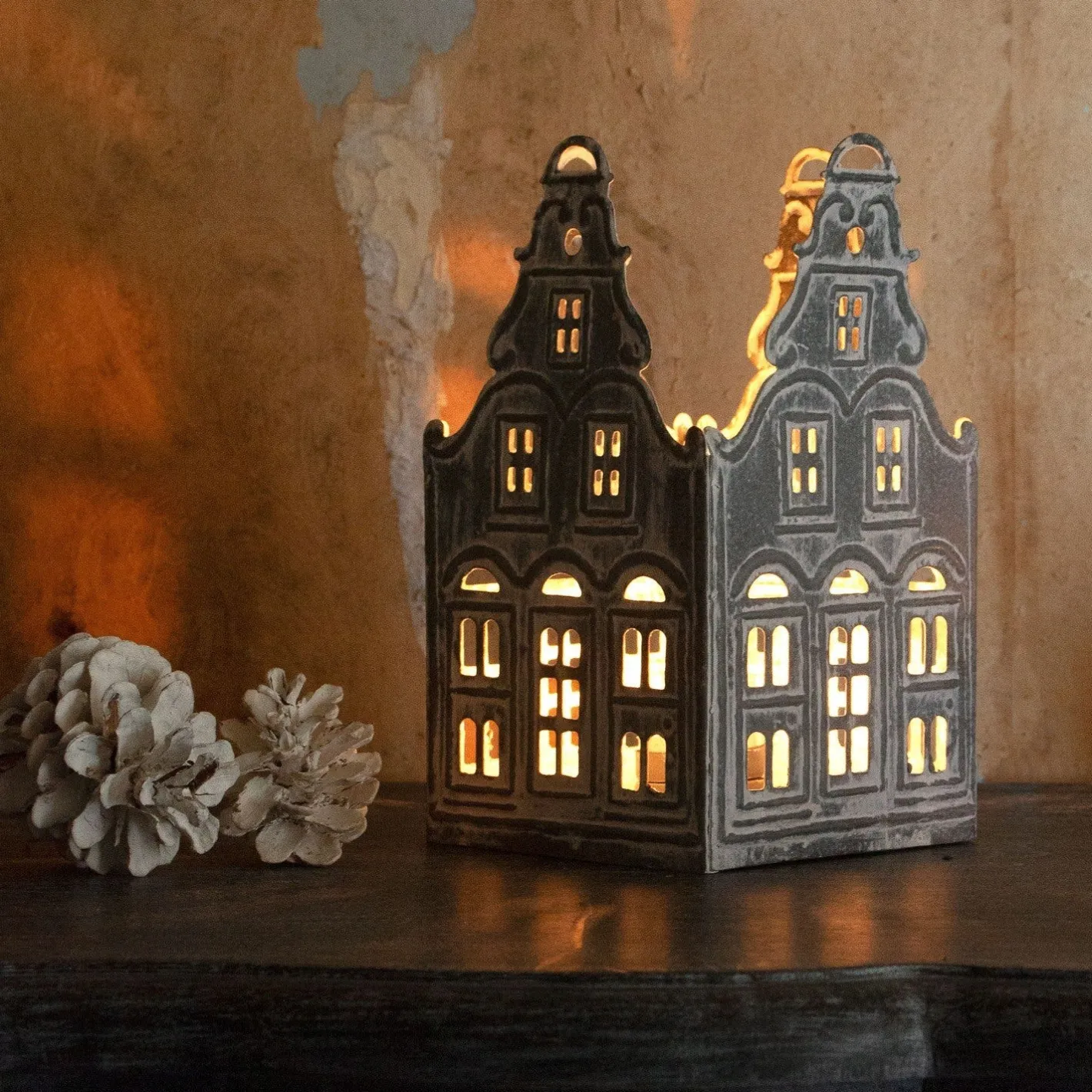 Graham & Green Candle Holders & Candles<Dutch Townhouse Lanterns