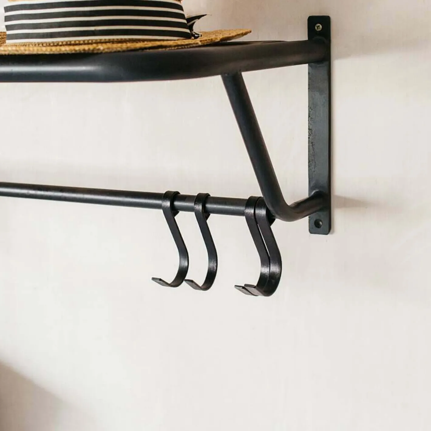 Graham & Green Hallway Storage|Coat Racks & Hooks<Eight Hook Coat Rack