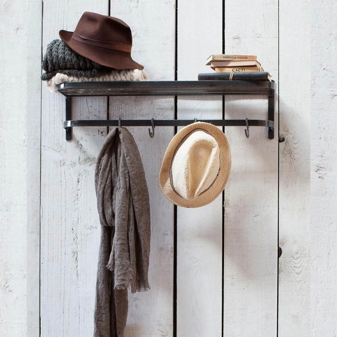 Graham & Green Hallway Storage|Coat Racks & Hooks<Farringdon Luggage Rack