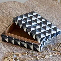 Graham & Green Decorative Accessories<Geometric Pyramid Box