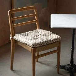 Graham & Green Seat Pads & Bed Rolls|Seat Pads & Bed Rolls<Green Stem Seat Pad