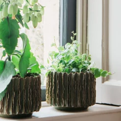Graham & Green Vases & Plant Pots<Green Wavy Ceramic Plant Pot