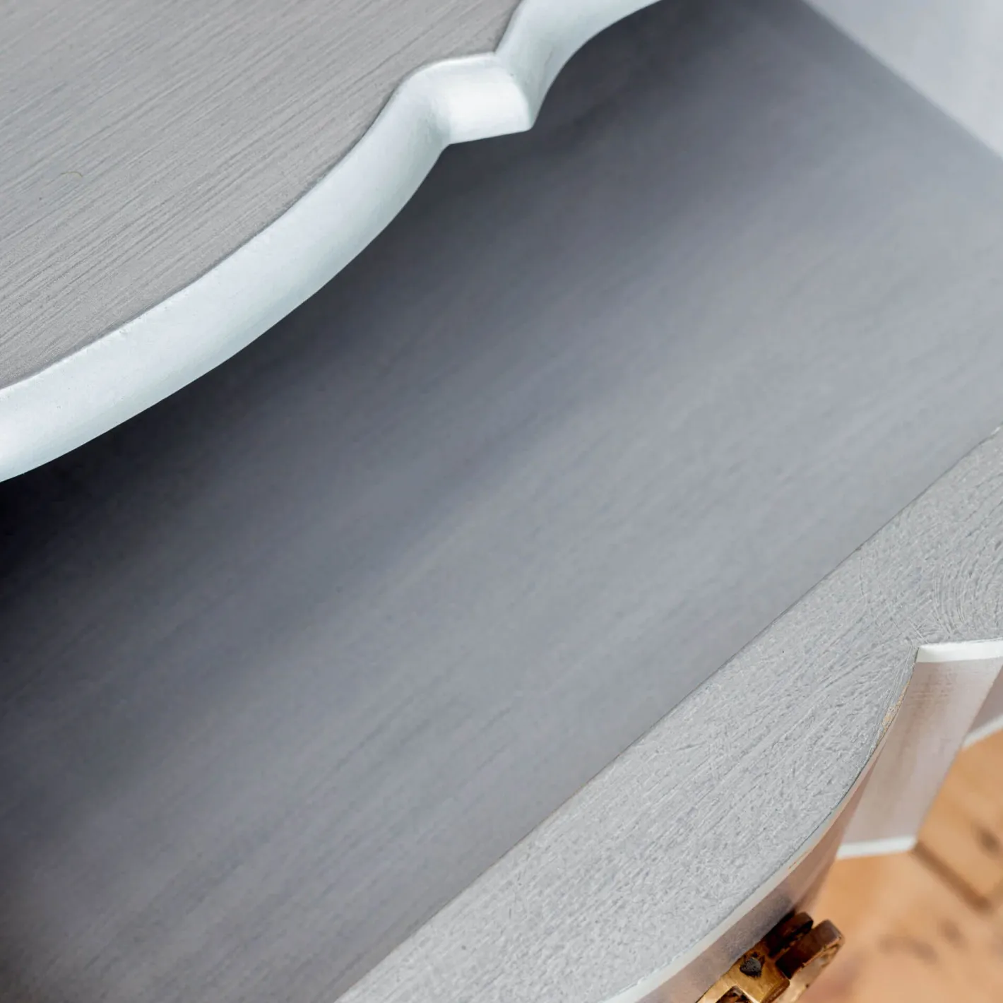 Graham & Green Bedside Tables<Ile De Re Bedside Table