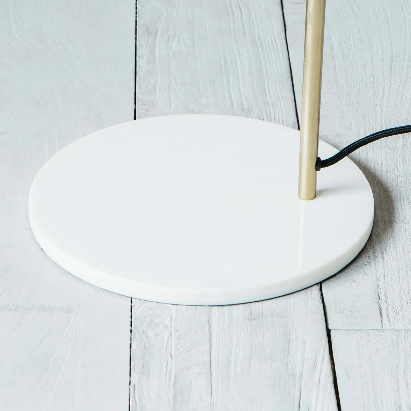 Graham & Green Floor Lamps<Kari Brass Floor Lamp