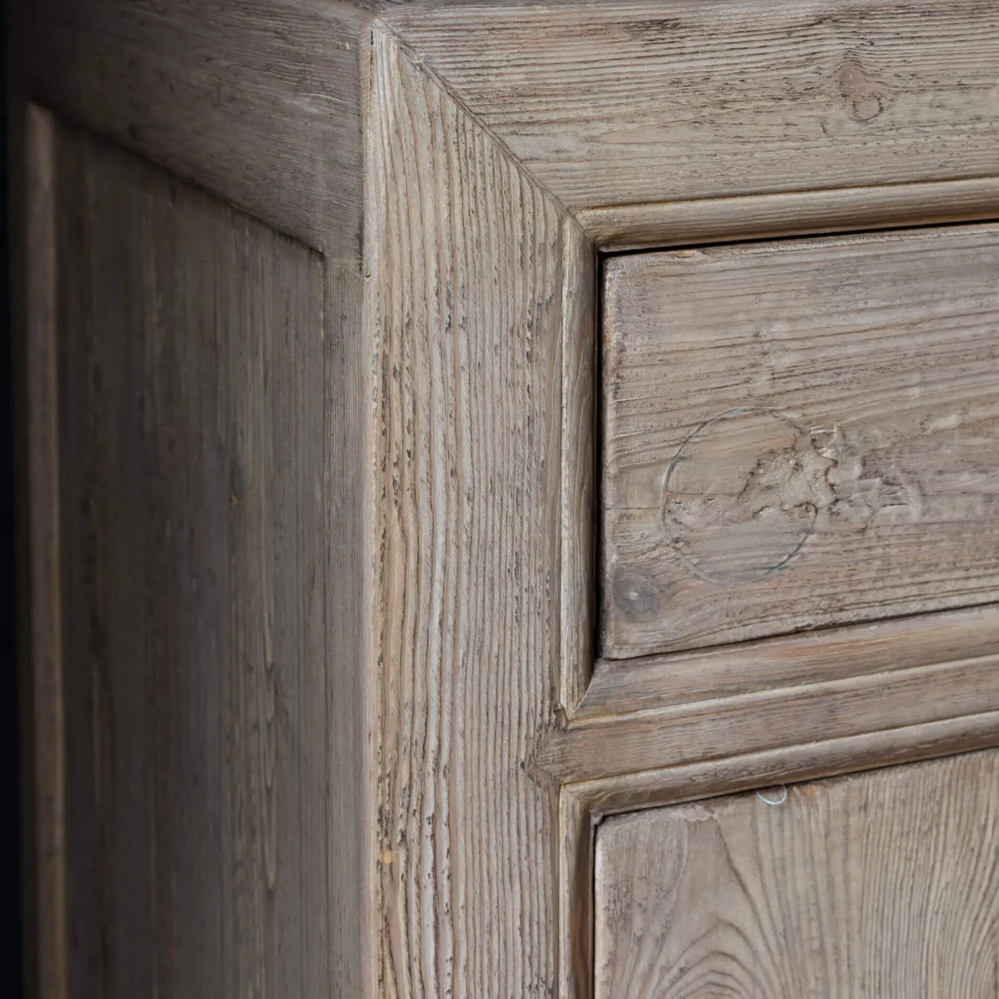 Graham & Green Sideboards & Tv Stands<Leshan Six Door Three Drawer Sideboard