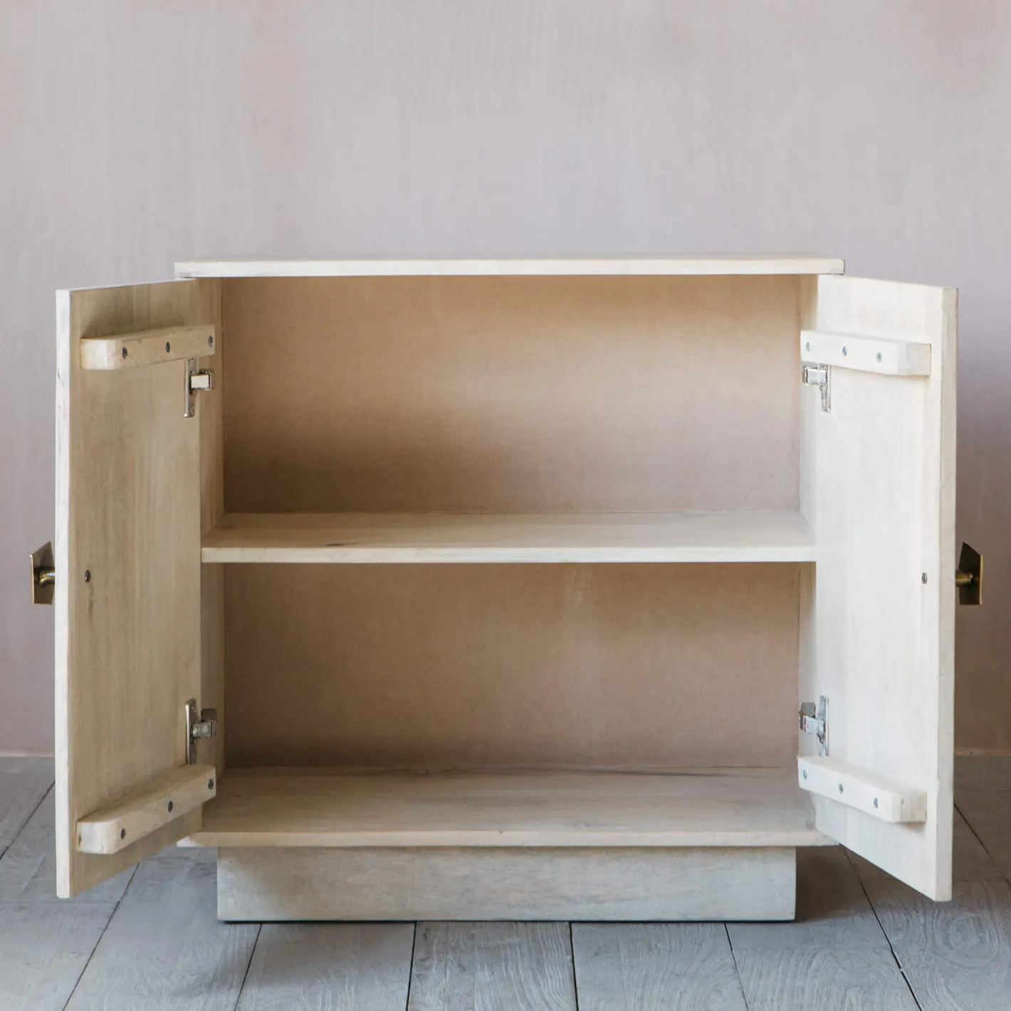 Graham & Green Bedside Tables<Milton Bedside Table