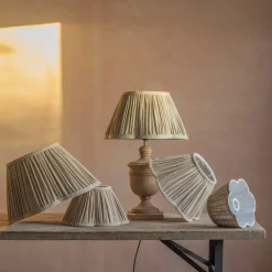 Graham & Green Lamp Shades<Natural Linen Scalloped Empire Lamp Shades