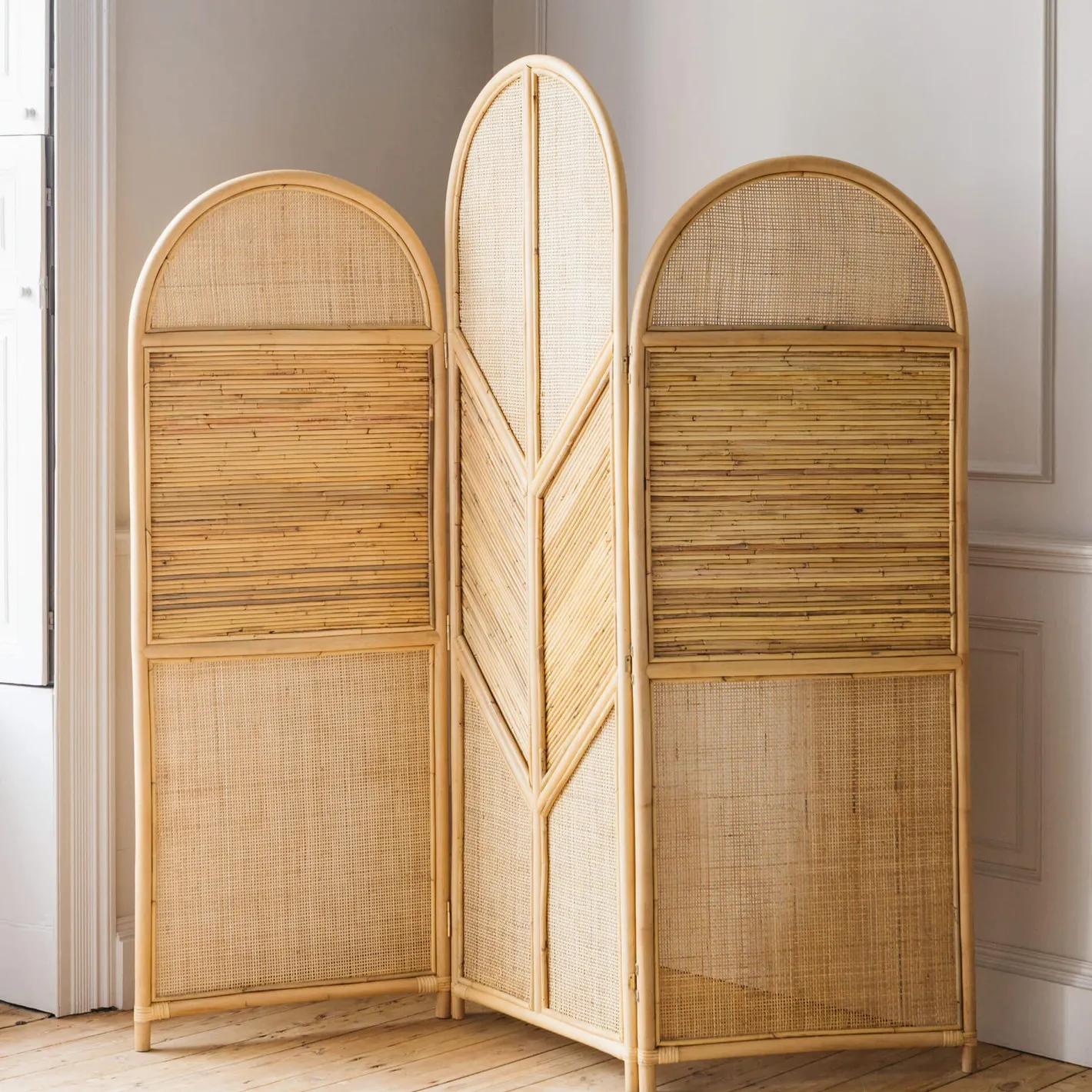 Graham & Green Room Dividers<Natural Rattan Arched Screen