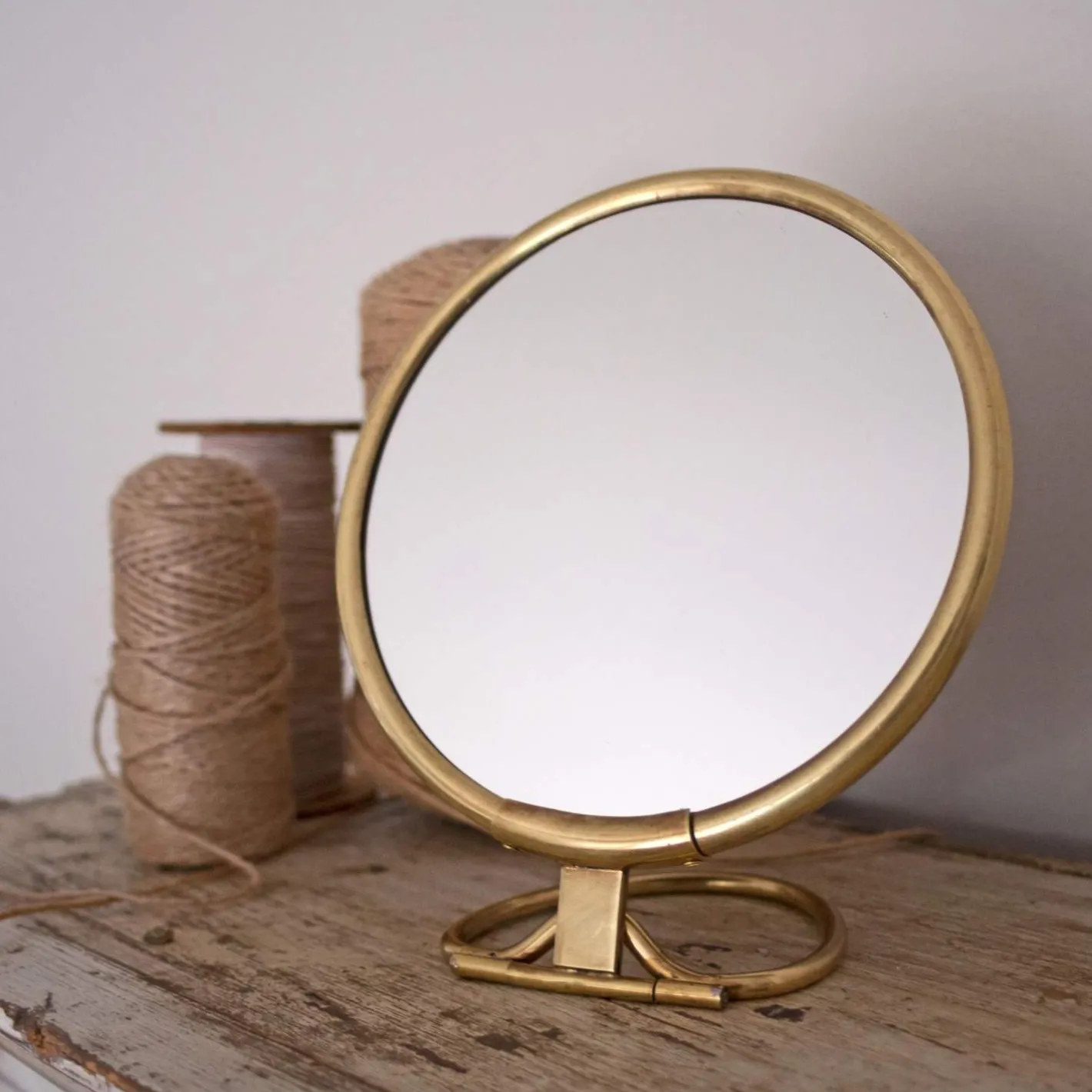 Graham & Green Bathroom Mirrors|Bathroom Mirrors<Otto Round Vanity Mirrors with Handle
