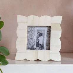 Graham & Green Photo Frames<Scalloped White Bone Square Photo Frame