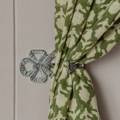 Graham & Green Coat Racks & Hooks|Curtains & Curtain Ties<Set of Two Silver Bow Curtain Hooks