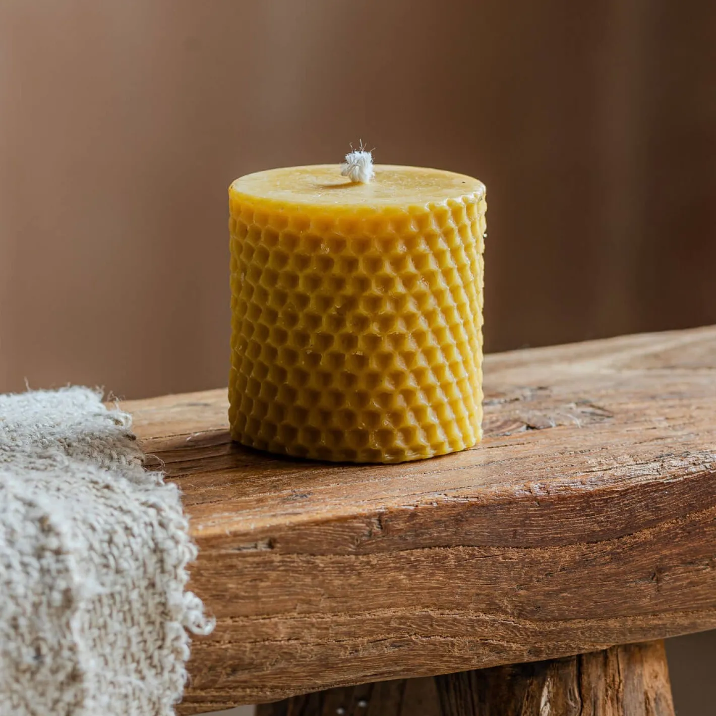 Graham & Green Candle Holders & Candles<Small Beeswax Pillar Candle
