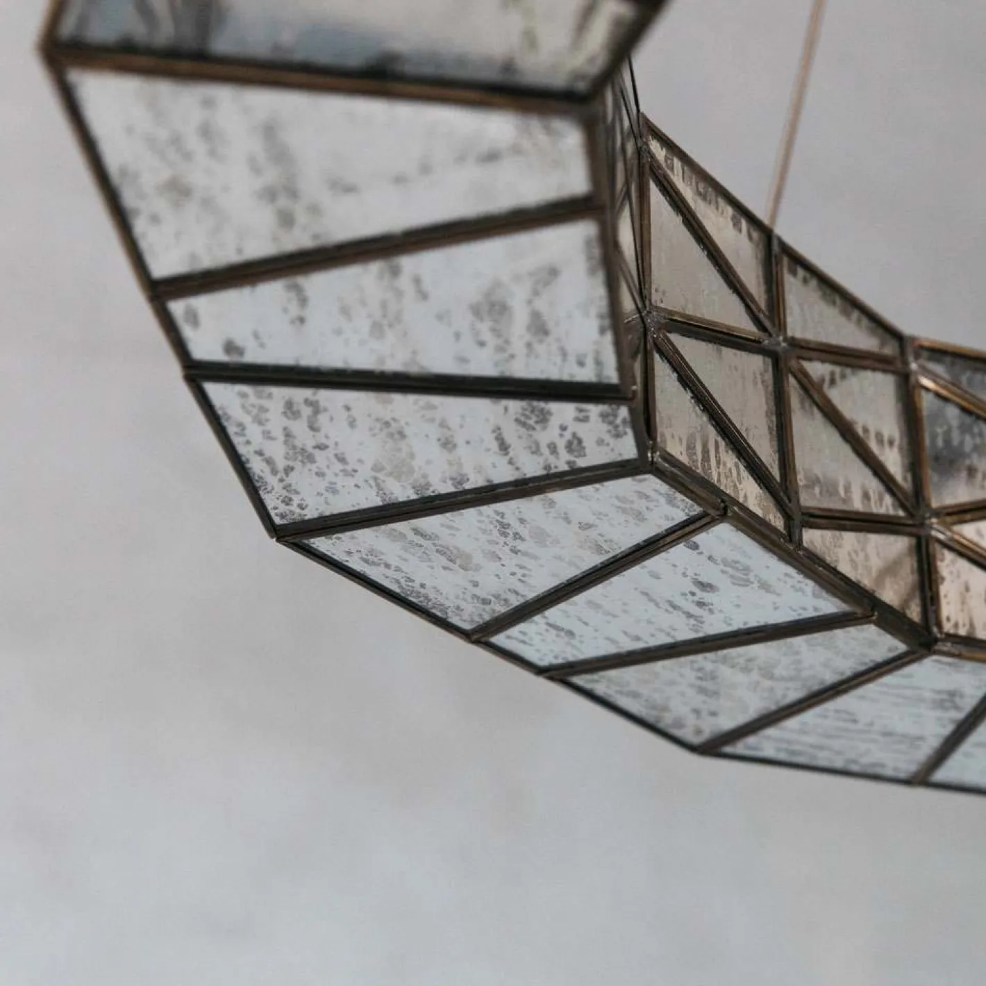 Graham & Green Ceiling Lights & Chandeliers<Small Chatsworth Chandelier