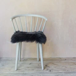 Graham & Green Seat Pads & Bed Rolls|Seat Pads & Bed Rolls<Square Sheepskin Seat Pads