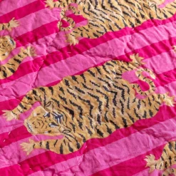 Graham & Green Quilts & Bedding<Tiger and Pink Stripe Reversible King Size Quilt