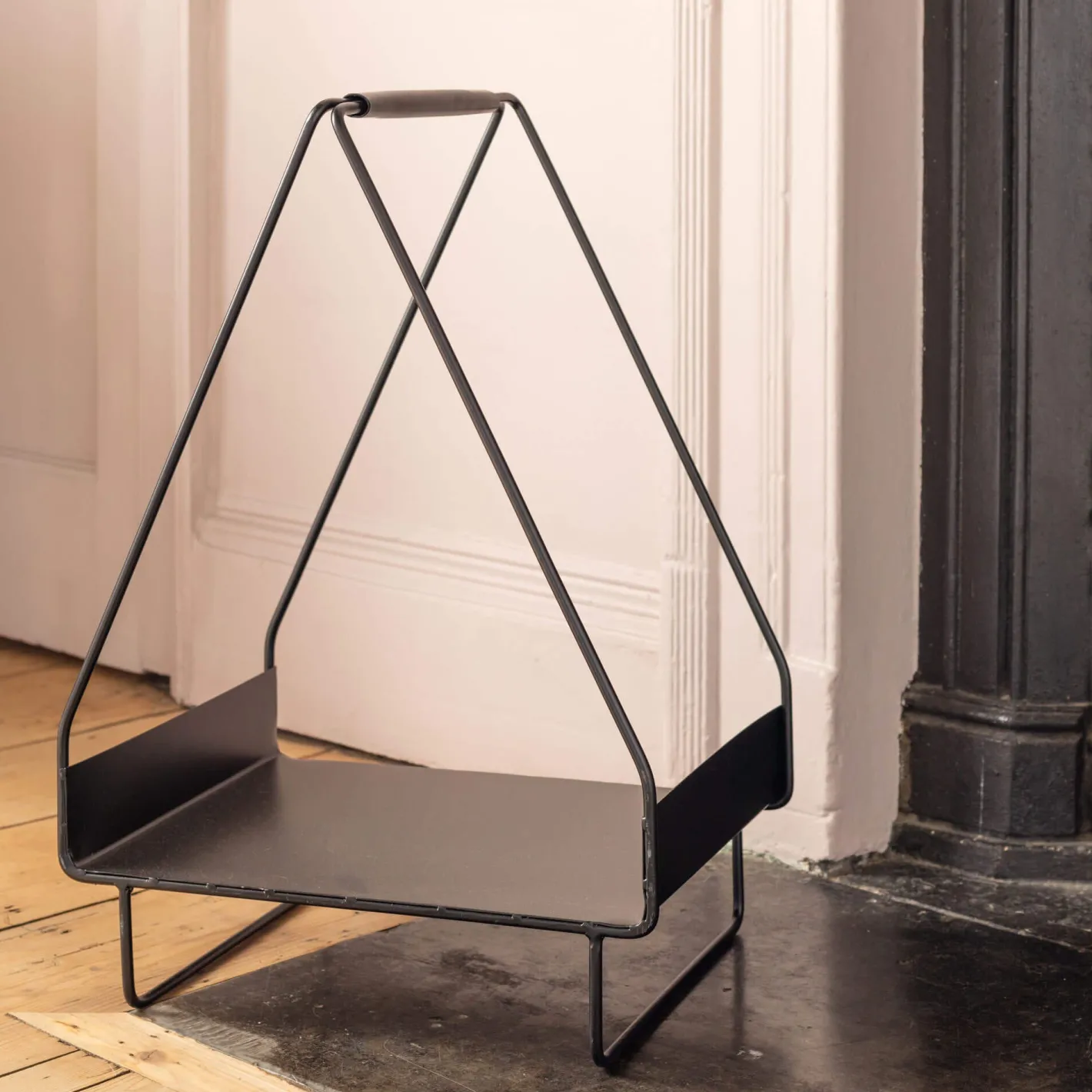 Graham & Green Fireside<Triangular Log Holder