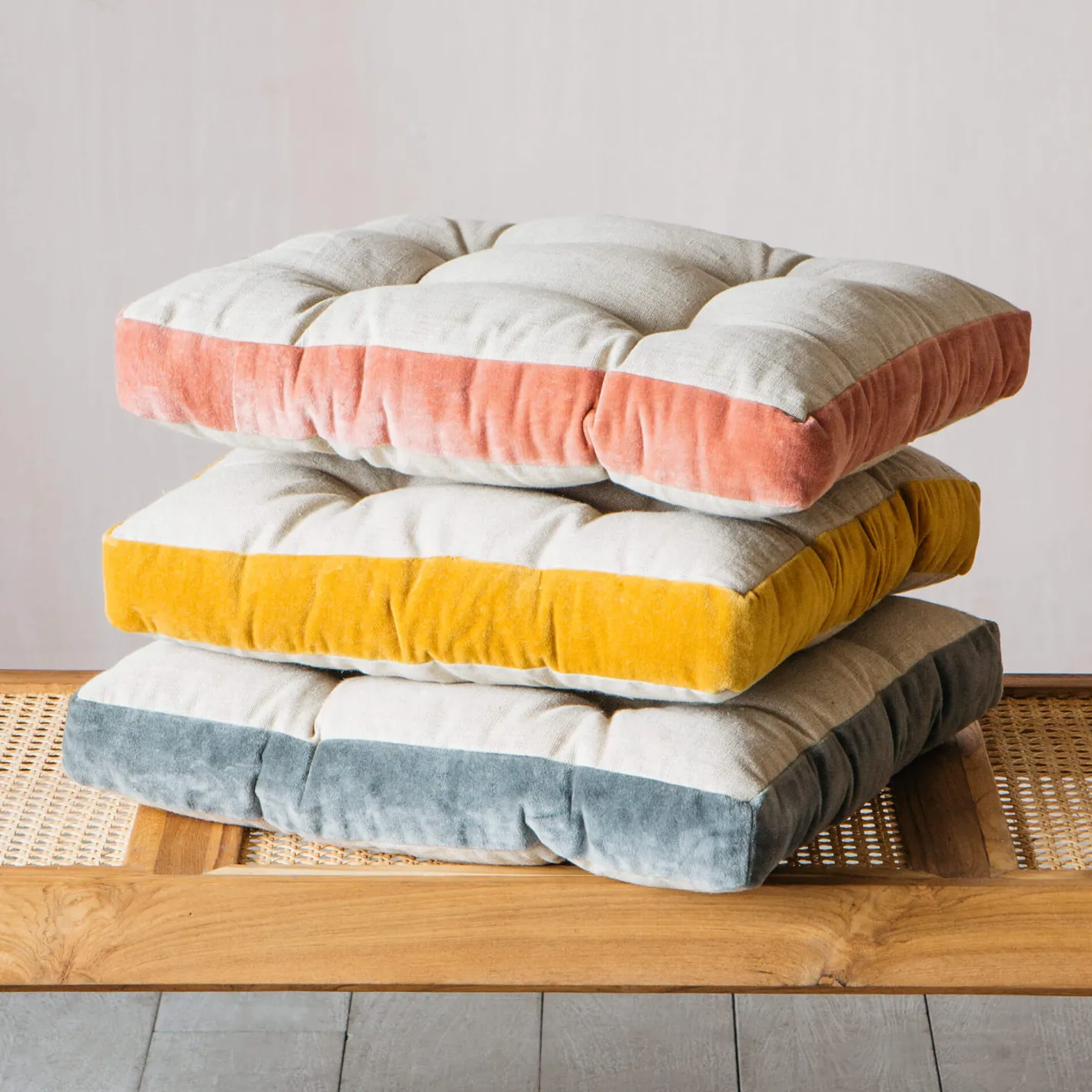 Graham & Green Seat Pads & Bed Rolls|Seat Pads & Bed Rolls<Velvet Border Seat Pads