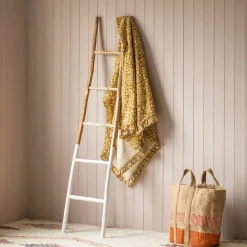 Graham & Green Bathroom Accessories|Household Storage<White Dipped Wooden Ladder