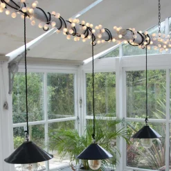 Graham & Green String Lights<White Pom Pom Garland